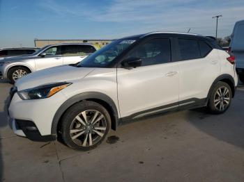  Salvage Nissan Kicks