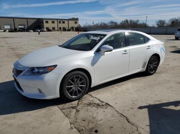  Salvage Lexus Es