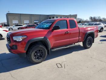  Salvage Toyota Tacoma