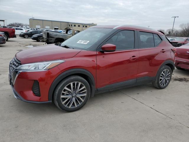  Salvage Nissan Kicks