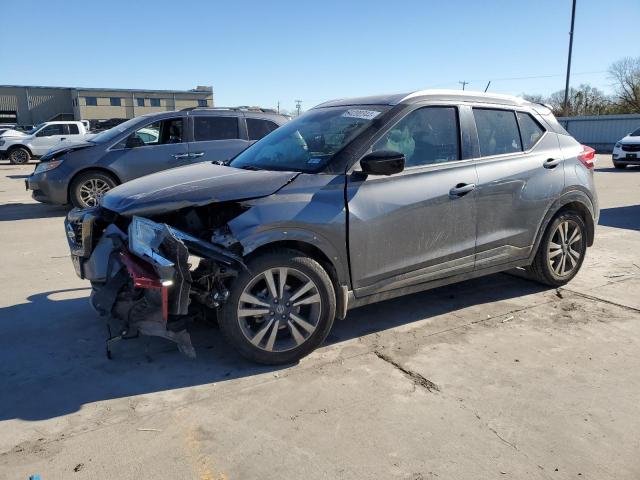  Salvage Nissan Kicks