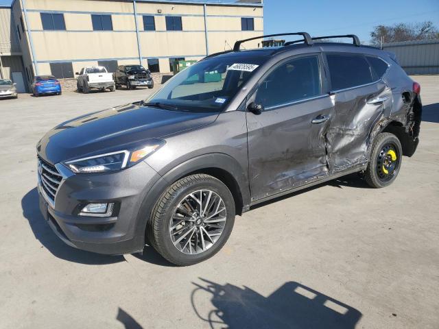  Salvage Hyundai TUCSON