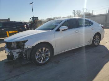  Salvage Lexus Es