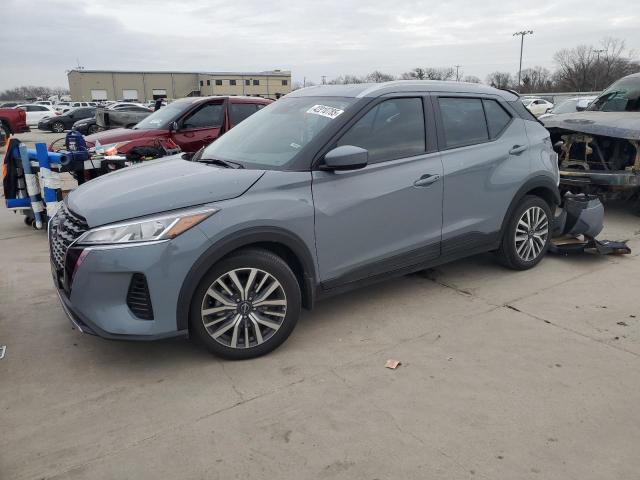  Salvage Nissan Kicks