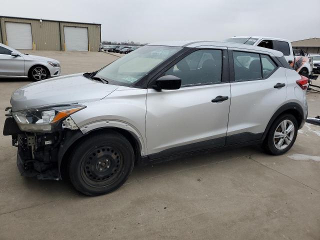  Salvage Nissan Kicks