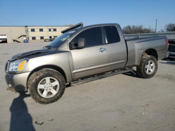  Salvage Nissan Titan