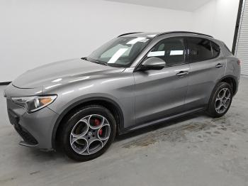  Salvage Alfa Romeo Stelvio