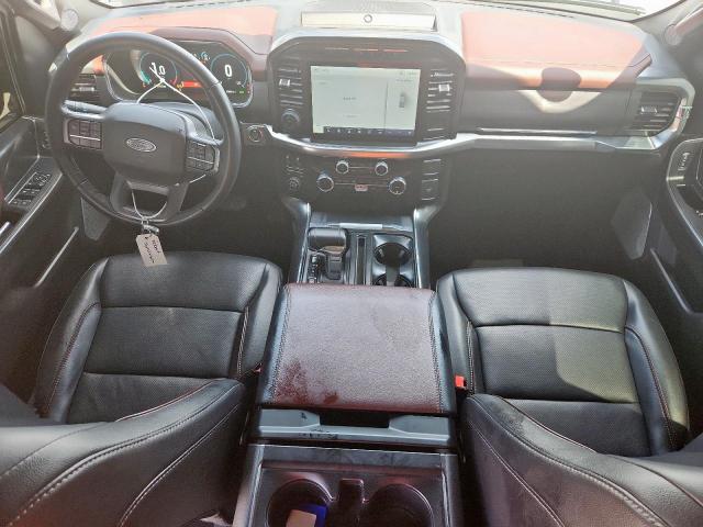 Ford F-150 Supercrew Image 3