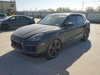  Salvage Porsche Cayenne