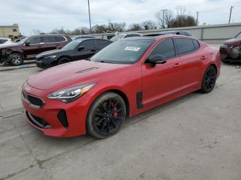  Salvage Kia Stinger