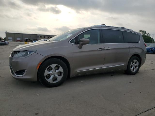  Salvage Chrysler Pacifica