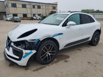  Salvage Porsche Macan Base