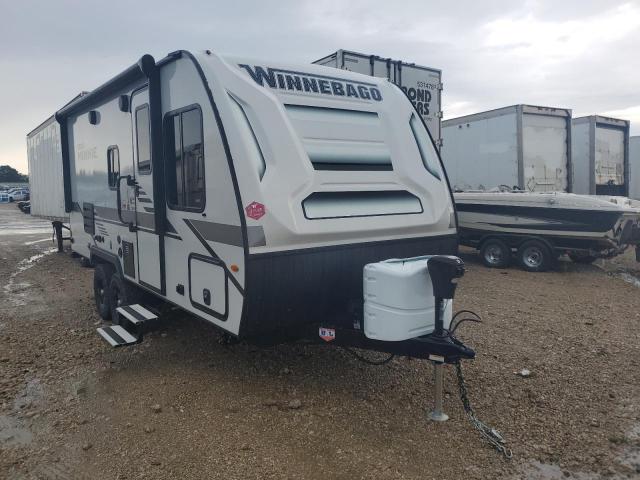  Salvage Winnebago Traveltrlr