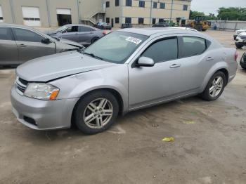  Salvage Dodge Avenger