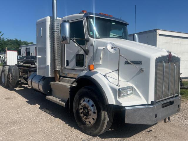  Salvage Kenworth Constructi