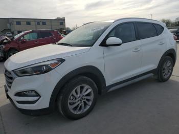  Salvage Hyundai TUCSON