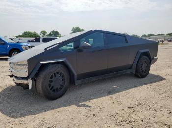  Salvage Tesla Cybertruck