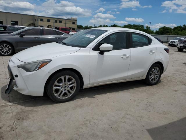  Salvage Toyota Yaris
