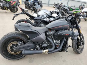  Salvage Harley-Davidson Fxdrs