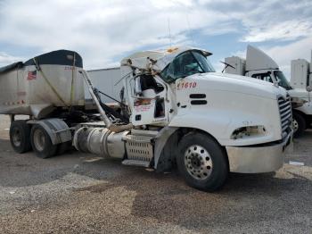  Salvage Mack 600 Cxu600
