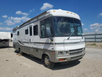  Salvage Workhorse Custom Cha Motorhome