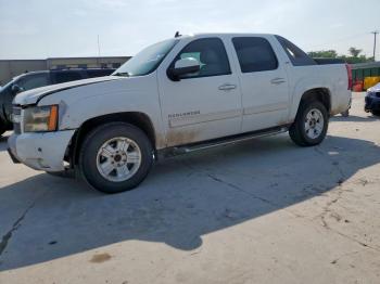  Salvage Chevrolet Avalanche