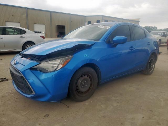  Salvage Toyota Yaris