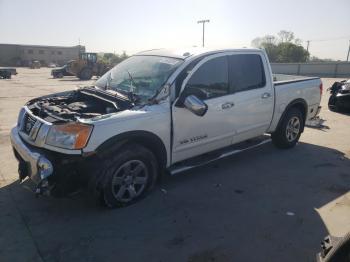  Salvage Nissan Titan