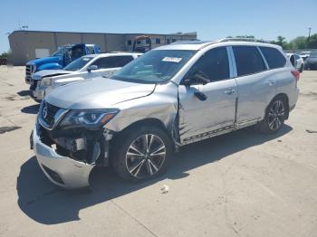  Salvage Nissan Pathfinder
