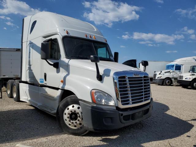  Salvage Freightliner Cascadia