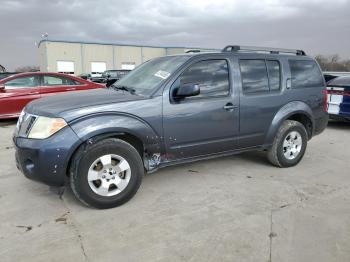  Salvage Nissan Pathfinder