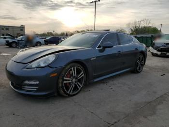 Salvage Porsche Panamera