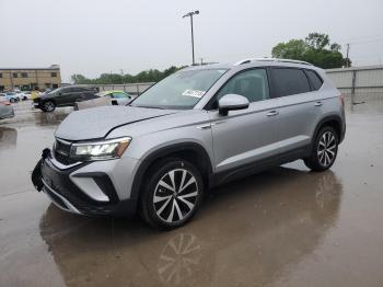  Salvage Volkswagen Taos