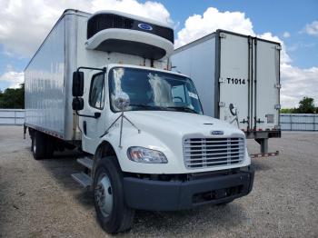  Salvage Freightliner M2 106 Med