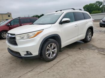  Salvage Toyota Highlander