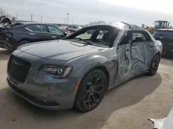  Salvage Chrysler 300