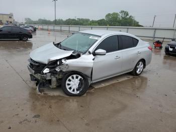 Salvage Nissan Versa