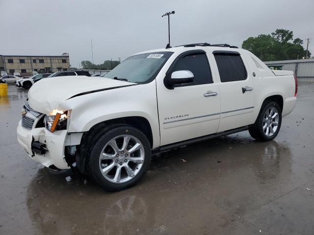  Salvage Chevrolet Avalanche