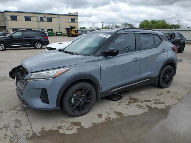  Salvage Nissan Kicks