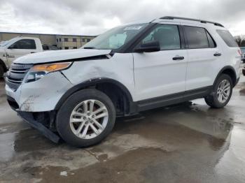  Salvage Ford Explorer