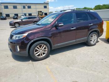  Salvage Kia Sorento