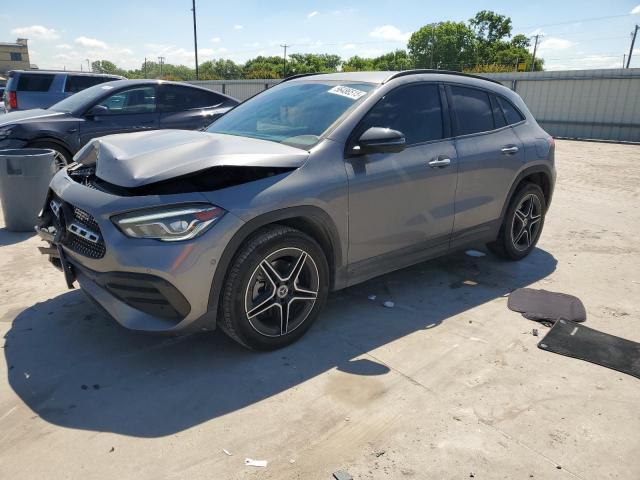  Salvage Mercedes-Benz GLA