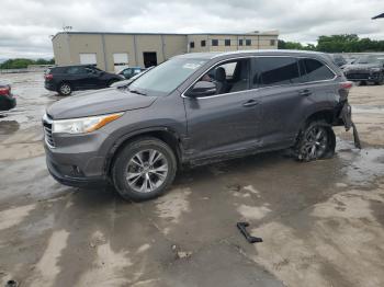  Salvage Toyota Highlander