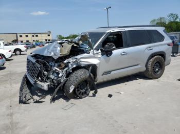  Salvage Toyota Sequoia