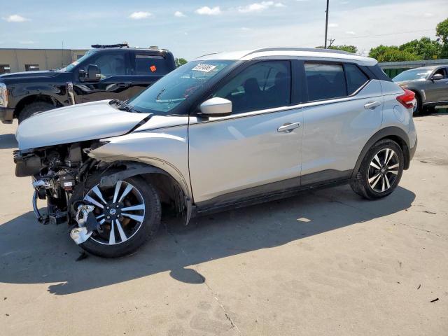  Salvage Nissan Kicks