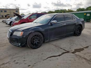  Salvage Chrysler 300