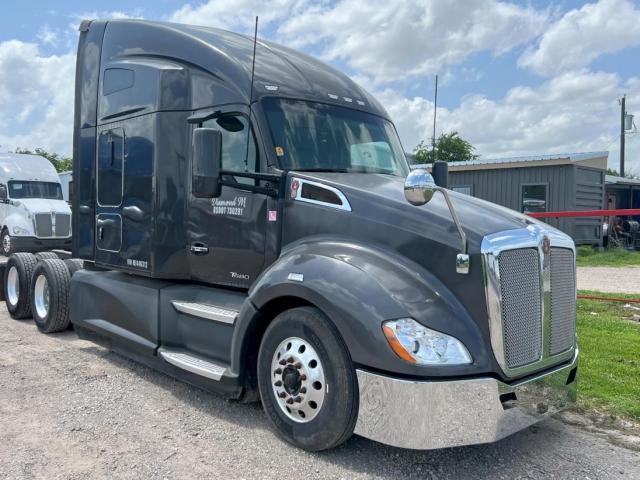  Salvage Kenworth Constructi