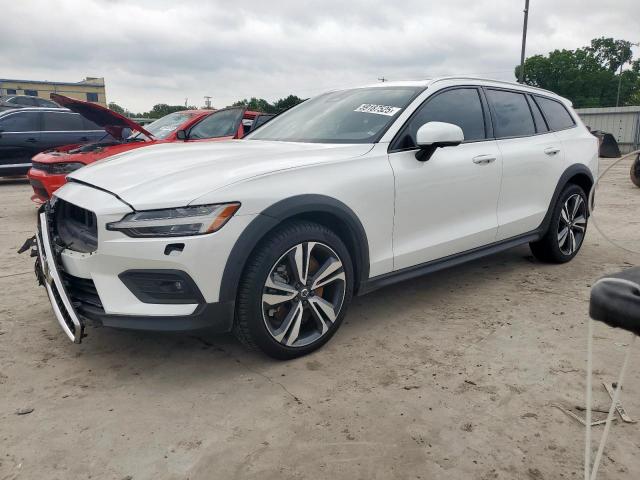  Salvage Volvo V60