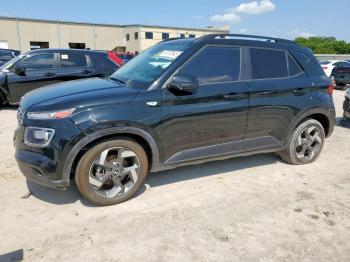  Salvage Hyundai VENUE