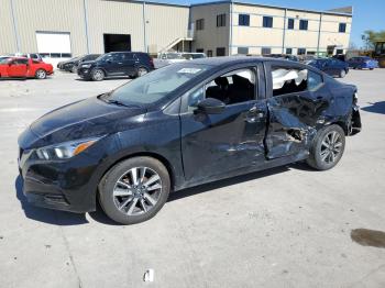  Salvage Nissan Versa